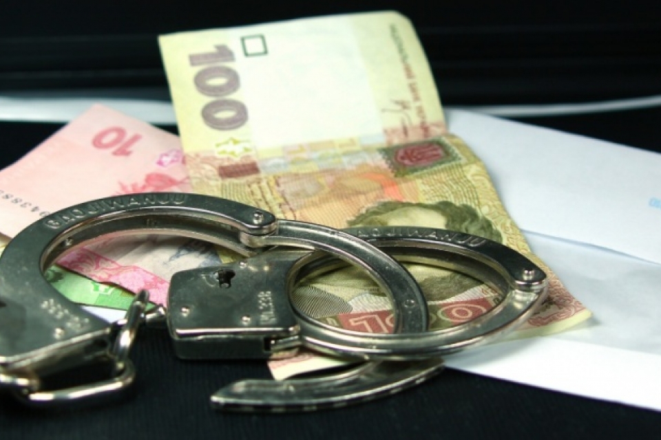 В Харькове чиновника поймали на взятке в 40 тысяч гривен