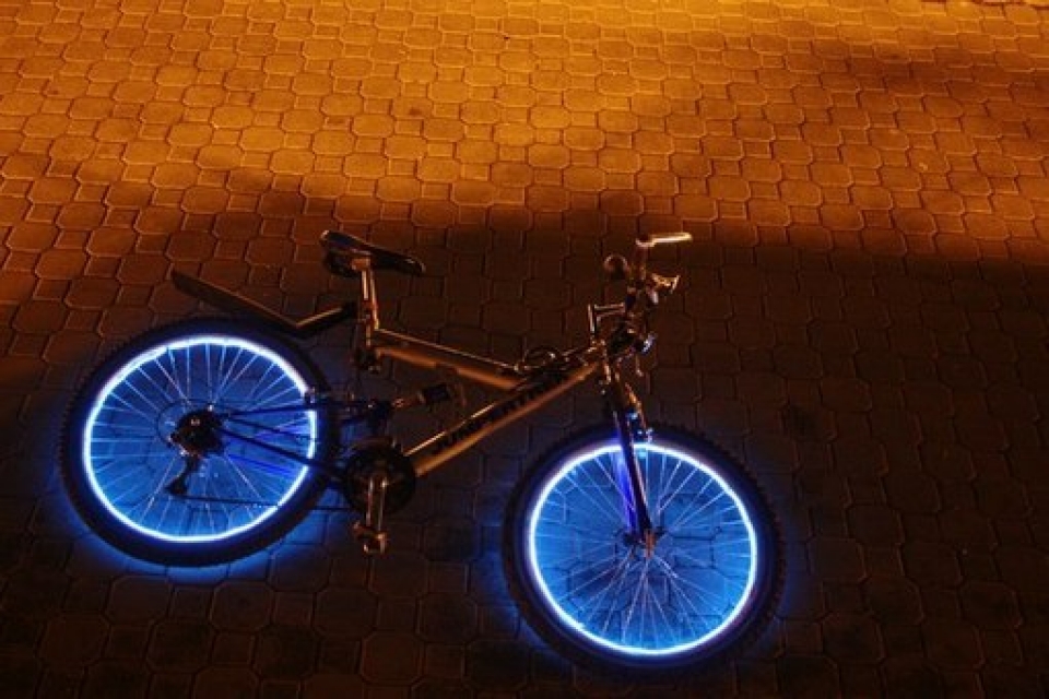 По Киеву проедут светящиеся велосипеды