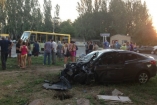 В Херсоне пассажиры маршрутки вылетели в окно после столкновения с легковушкой