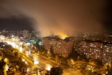 В Киеве страшный пожар на рынке у метро Героев Днепра