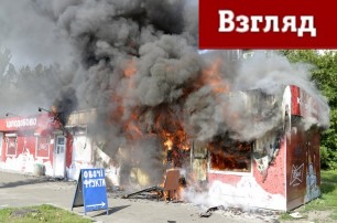 В Киеве на бульваре Перова горели киоски (фото)