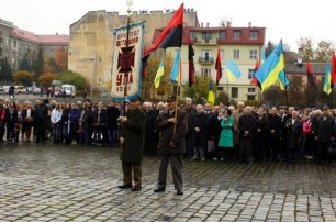 Во время марша славы УПА во Львове задержали 58 человек с ножами и молотками