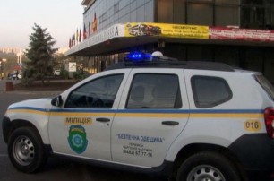 Милиция поймала подростка, «заминировавшего» вокзал и больницу в Одессе