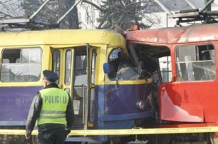 При аварии трамваев в Сараево ранены 50 пассажиров