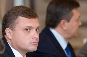 Президент отклонил отставку Левочкина