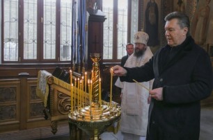 Янукович выразил соболезнования в связи с гибелью активистов на Грушевского