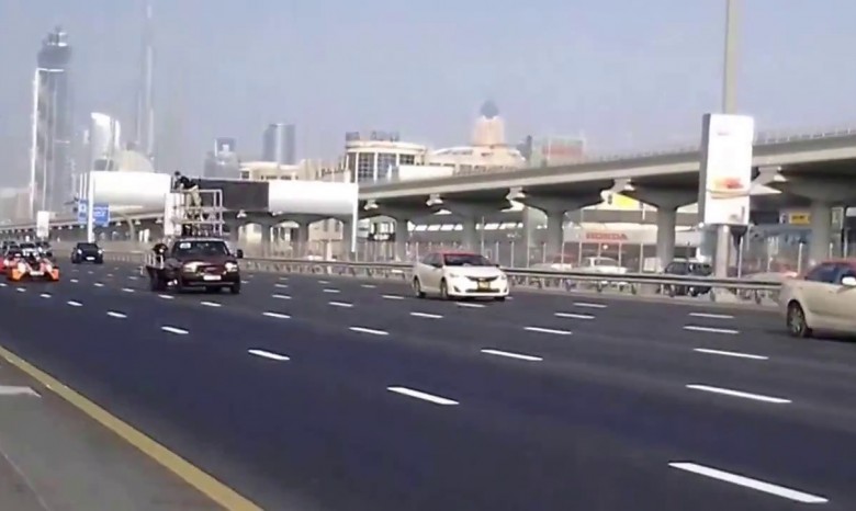 В Дубае прошел автопарад ценой в 136 миллионов долларов