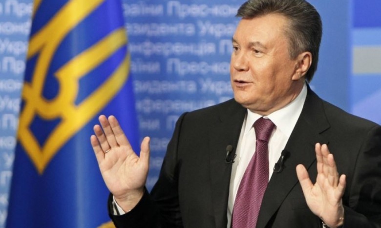 Янукович просит украинцев успокоиться