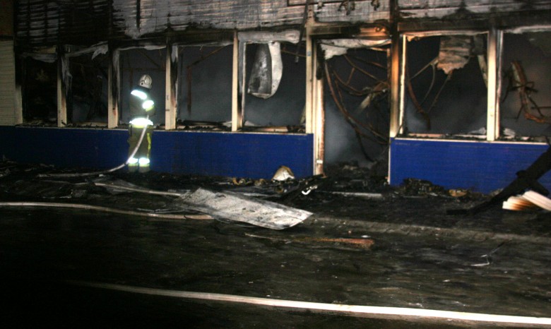 В Полтаве сгорел магазин