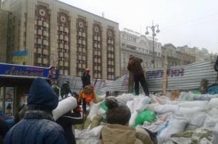 Радикальные группы Майдана дискредитируют протестное движение — Кристиан Форстнер