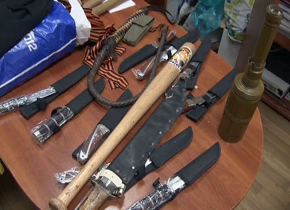 Милиция изъяла ножи, биты и маски со складов казаческих организаций в Одессе