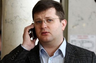 Арьев разрешил жульничать с его депутатской карточкой