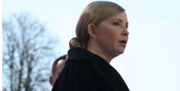 Тимошенко тайно прибыла в Донецк чартерным рейсом