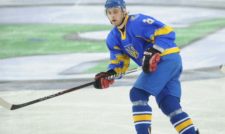 Украинские хоккеисты выиграли второй матч ЧМ-2014