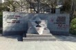 В Крыму вандалы разрисовали памятник жертвам Холокоста советскими символами