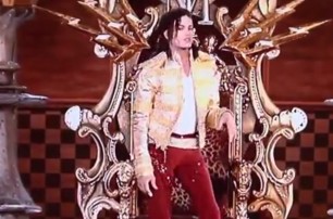 Покойный Майкл Джексон станцевал на церемонии Billboard Awards
