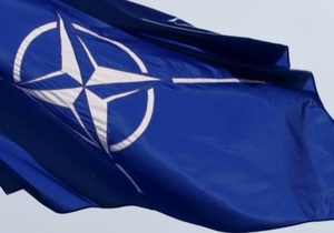НАТО не подтверждает отвод российских войск от границ Украины