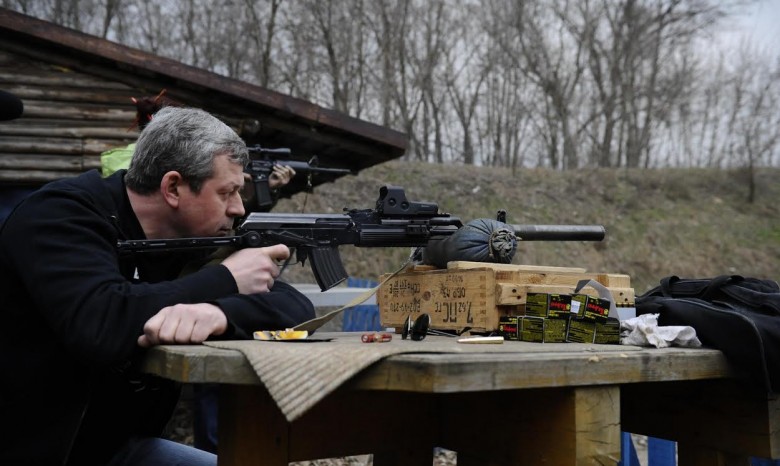 Скоро по всей Украине могут хозяйничать незаконно вооруженные люди – эксперт