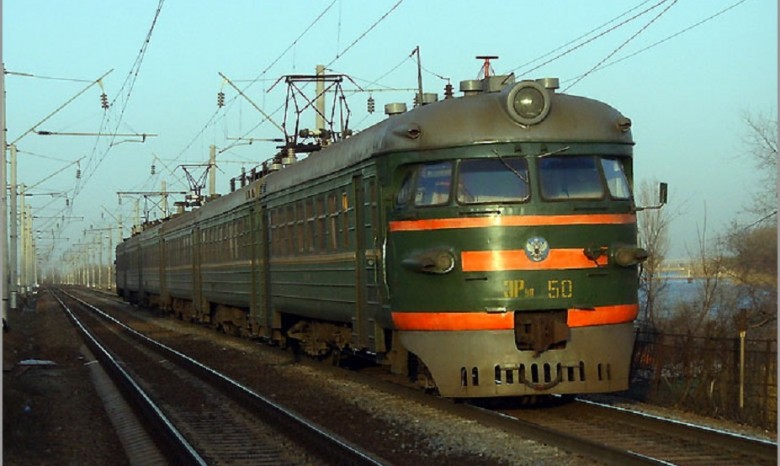 Неизвестный задержал поезд «Харьков-Донецк», сообщив о взрывчатке