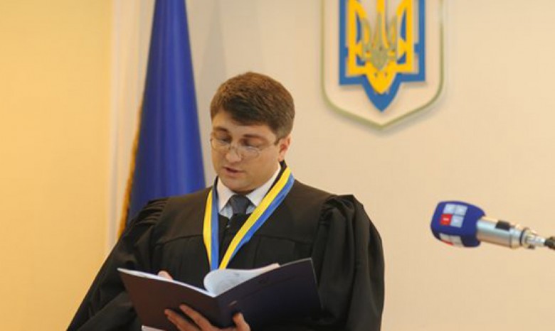 Судью, посадившего Юлию Тимошенко, объявили в розыск
