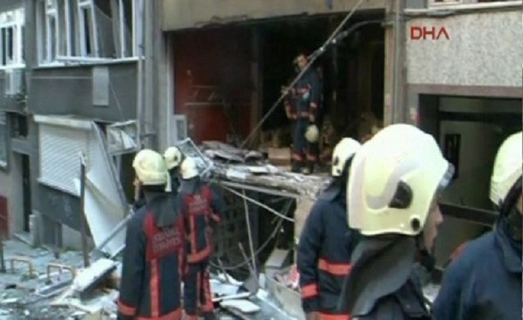 В результате взрыва в Стамбуле пострадали 4 человека
