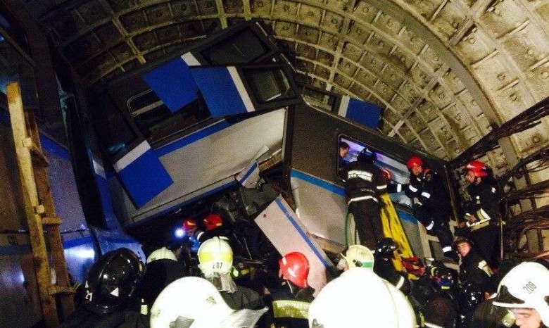 В аварии в московском метро погибли 20 человек (обновляется)