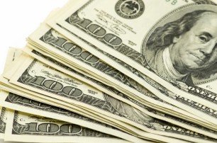 Доллар на межбанке взлетел до 12,65 гривен