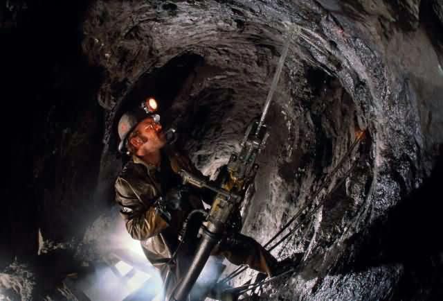 На макеевской шахте прогремел взрыв