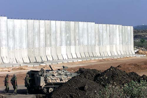 Стена на российско-украинской границе — инструмент пиара для политиков - эксперт