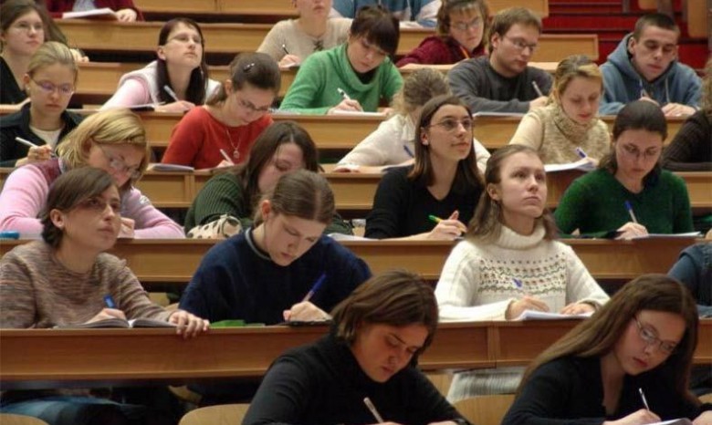 В Киеве первокурсникам из зоны АТО не выделяют бюджетные места