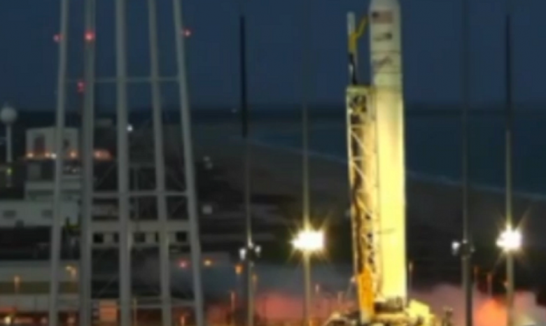 В США на старте взорвалась ракета NASA (видео)