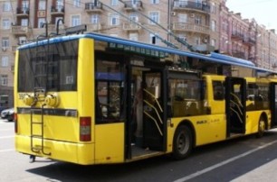 Наземный общественный транспорт в Киеве подорожает, но будет дешевле метро
