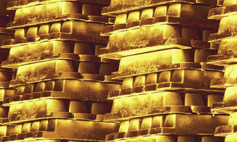 Из-за угрозы дефолта Украина распродает золото