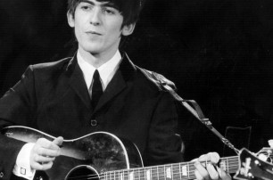 Гитарист The Beatles посмертно войдет в Зал славы Грэмми