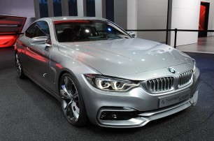 Компания BMW уходит с российского рынка