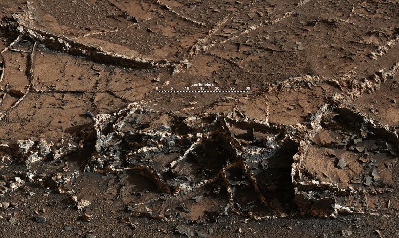 Curiosity сфотографировал город-сад на Марсе