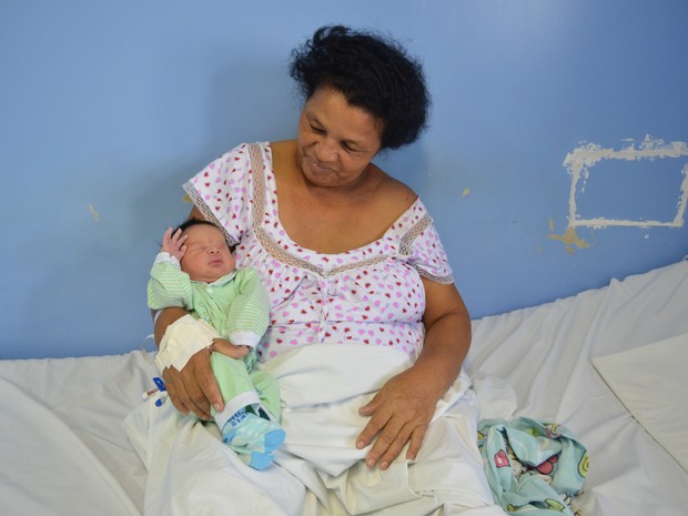 51-летняя бразильянка родила 21 ребенка