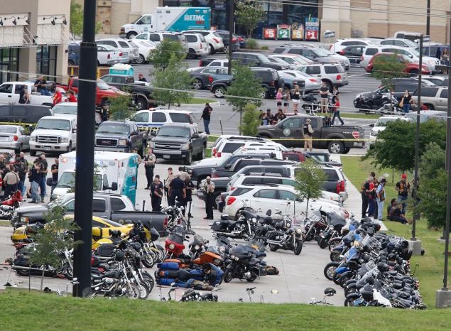 Две банды байкеров устроили кровавую перестрелку в Техасе