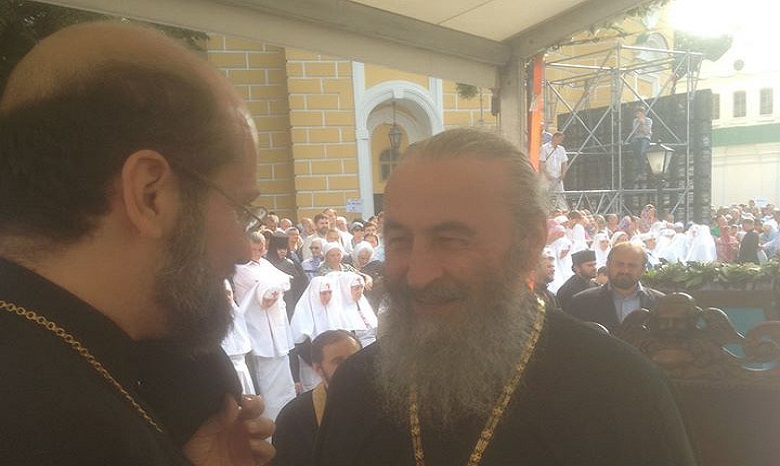 Представитель Константинопольского патриархата не пошел на Крестный ход УПЦ КП