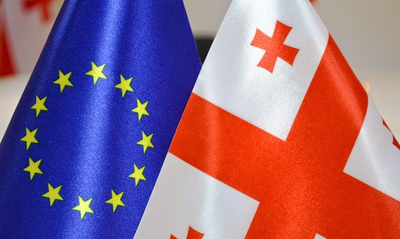 В ЕС приняли важное решение по безвизу для Грузии: у Порошенко отреагировали