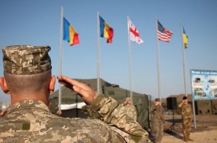 Рада поддержала допуск иностранных войск в Украину в 2017 году для участия в учениях