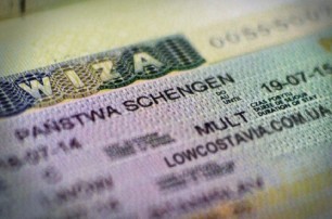Кому не выгоден безвиз, или Как в Украине торгуют шенгенскими визами