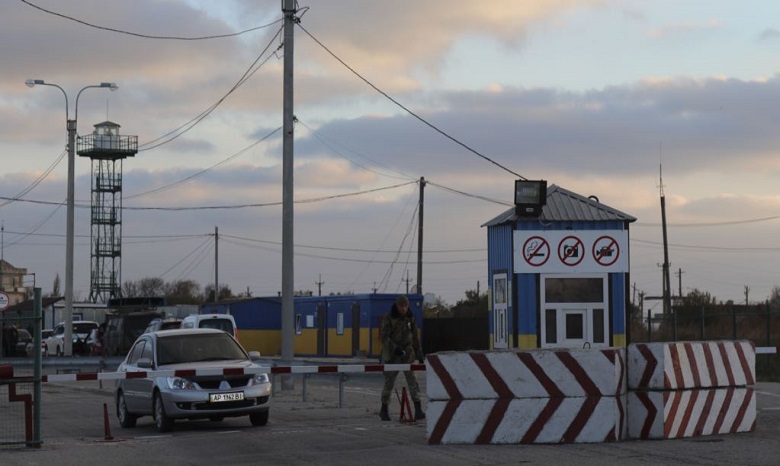 Российские пограничники не пропустили украинца в Крым и отобрали у него паспорт – Госпогранслужба Украины
