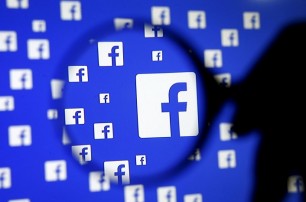 ЕС может оштрафовать Facebook, Google и Twitter за нарушение прав пользователей