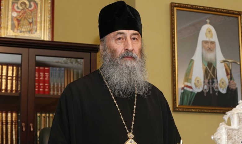 Украинская православная церковь обвинила президента в превышении полномочий