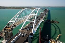 СМИ узнали дату открытия Крымского моста
