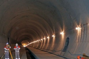 До конца мая в эксплуатацию введут Бескидский тоннель, - Гройсман