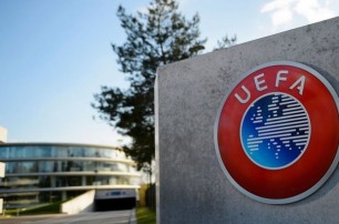 УЕФА компенсирует Киеву 100 тысяч евро за бесплатный проезд болельщиков