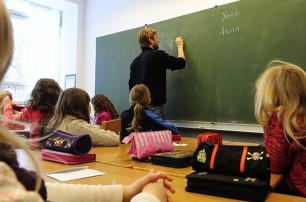 Учитель - призвание, а не профессия: педагогам могут задолжать миллиарды гривен