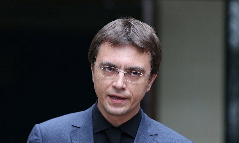 Омелян заявил, что будет требовать привлечения к ответственности следователей НАБУ